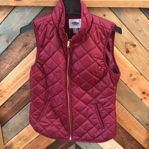 Burgundy Old Navy vest Small